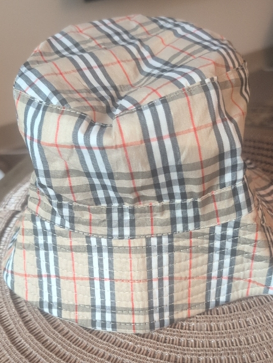 Plaid Bucket Hat with Zip Pocket - Beige Black Red, Reverses To Tan